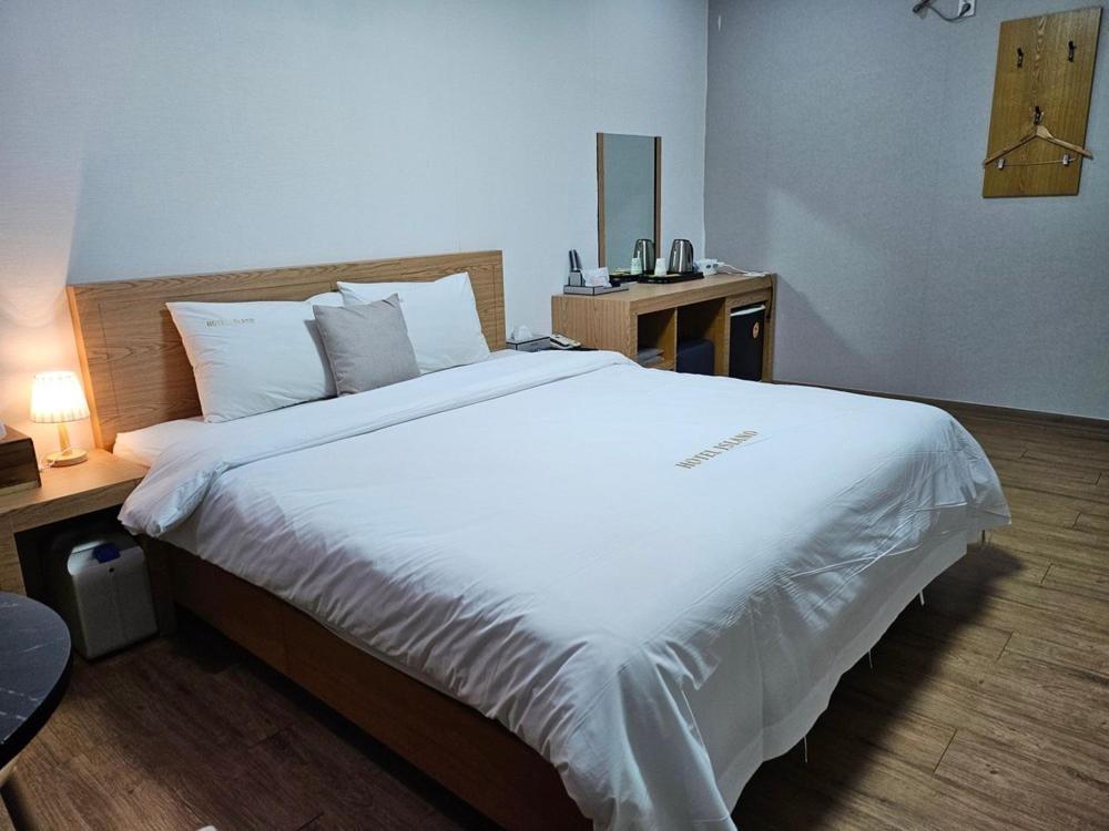 Daecheon Island Hotel Порьон Екстер'єр фото